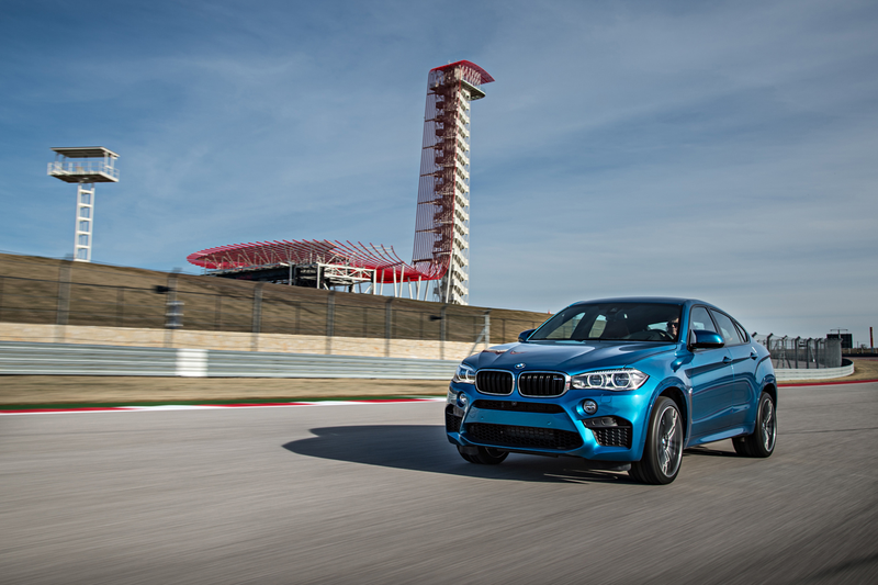 Illustration for article titled The 2015 BMW X6 M Is A 567 Horsepower Answer To A Question No One Asked